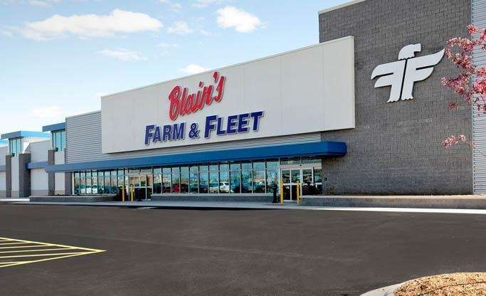 Blains Farm & Fleet - Sycamore, Illinois | 1300 Dekalb Ave, Sycamore, IL 60178 | Phone: (815) 899-1716