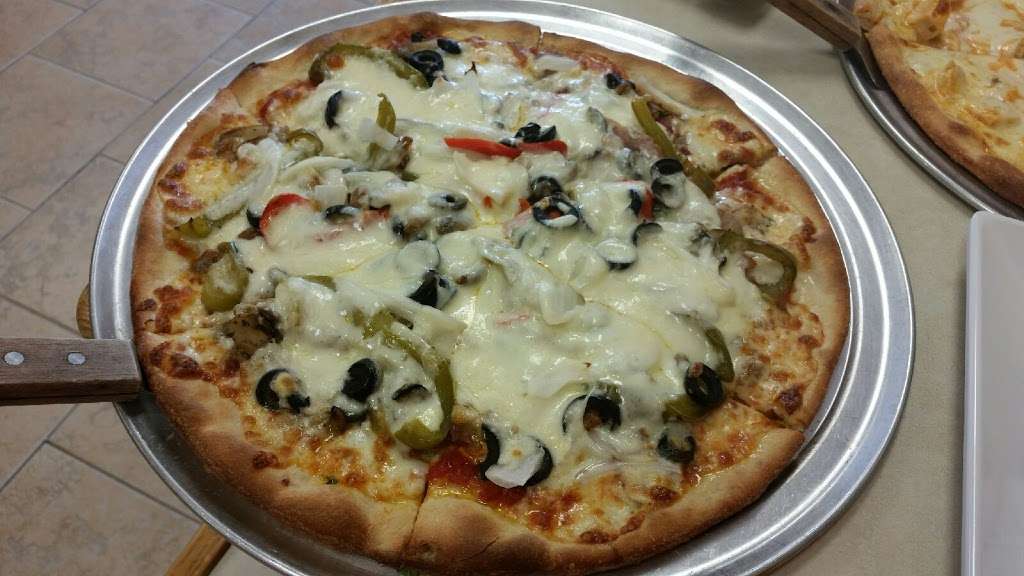 Pasquales Italian Pizza | 8305 River Run Ct, Frederick, MD 21701, USA | Phone: (301) 620-0909