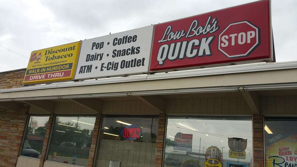 Low Bobs Quick Stop | 1402 Miller Ave, Shelbyville, IN 46176 | Phone: (317) 604-5232