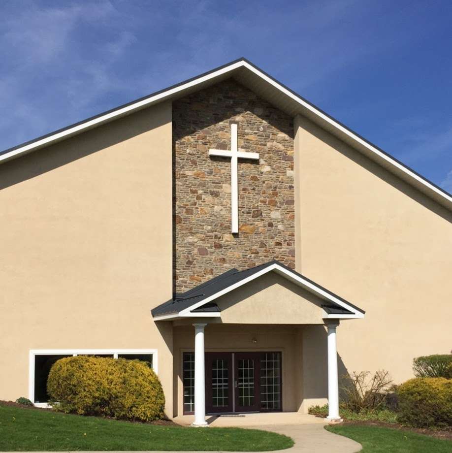 Living Faith Fellowship - church  | Photo 2 of 10 | Address: 582 Moyer Rd, Souderton, PA 18964, USA | Phone: (215) 721-8618