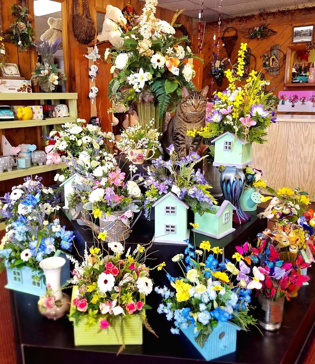 Westosha Floral | 24200 75th St, Salem, WI 53168 | Phone: (262) 843-4003