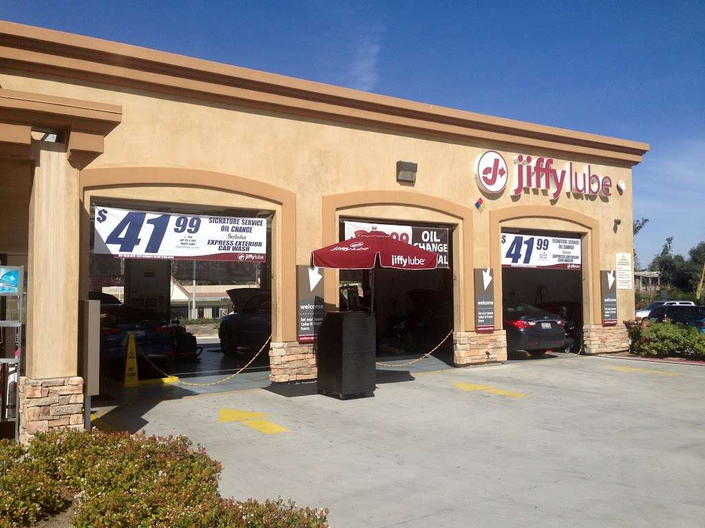 Jiffy Lube Oil Change Center | 32374 Clinton Keith Rd, Wildomar, CA 92595, USA | Phone: (951) 678-5300