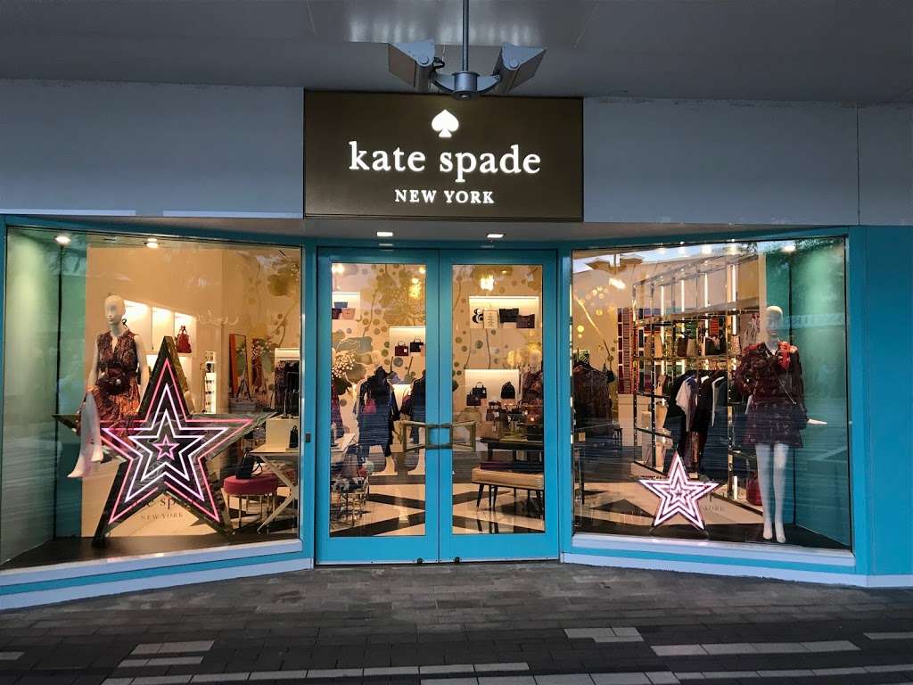 kate spade new york | 132 Oakbrook Center, Oak Brook, IL 60523, USA | Phone: (630) 571-1829