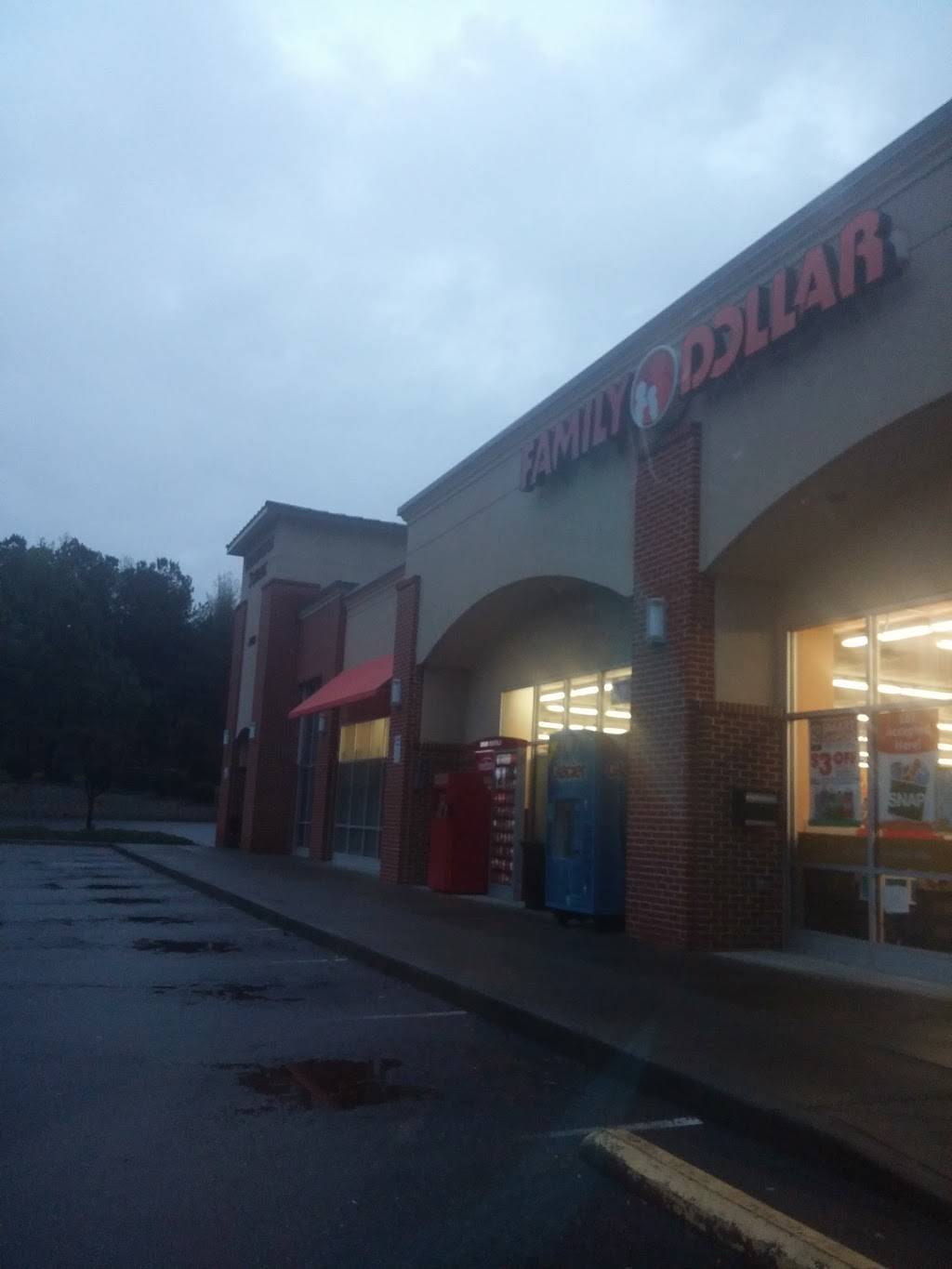 Family Dollar | 3400 New Birch Dr Ste. 100, Raleigh, NC 27610, USA | Phone: (919) 835-4768