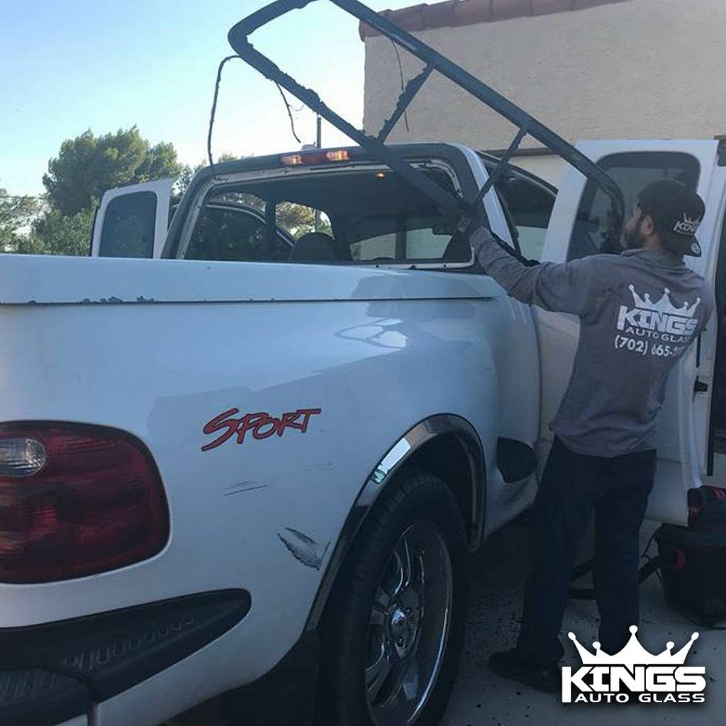 kings autoglass | 980 N Nellis Blvd, Las Vegas, NV 89110, USA | Phone: (702) 929-1592