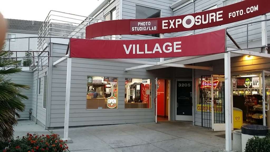 Dominos Pizza | 3207 Cabrillo Ave, Santa Clara, CA 95051, USA | Phone: (408) 241-2828