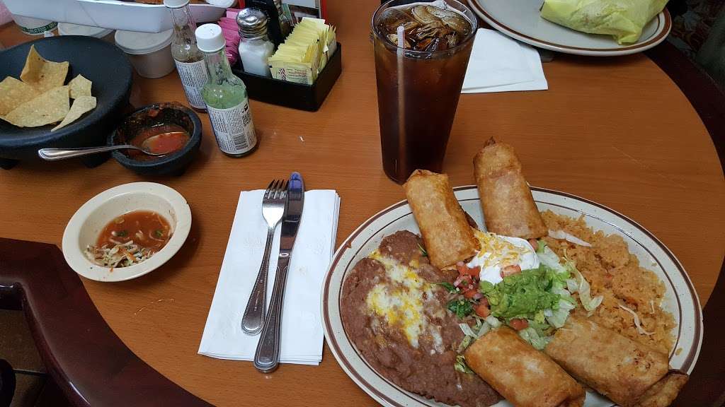 Marias Cafe Mexican Restaurant | 2049 E Washington St Ste 2A, Colton, CA 92324, USA | Phone: (909) 825-1763