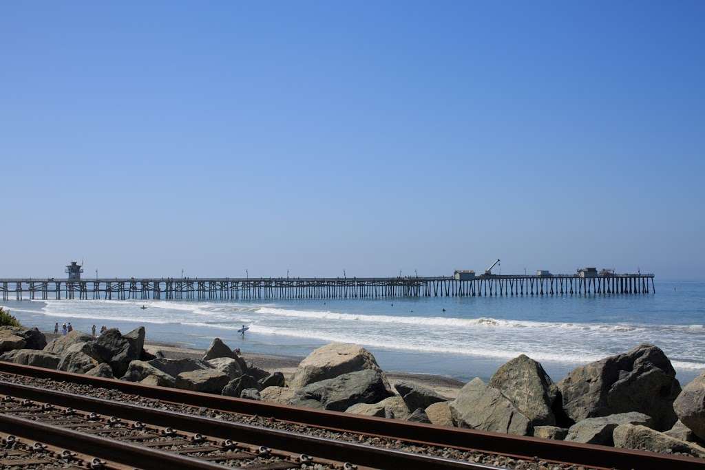 San Clemente Pier Metrolink Parking Lot | 104-122 N Alameda Ln, San Clemente, CA 92672, USA | Phone: (800) 371-5465