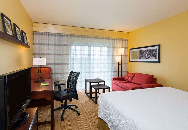 Courtyard by Marriott Wilmington Brandywine | 320 Rocky Run Pkwy, Wilmington, DE 19803 | Phone: (302) 477-9500