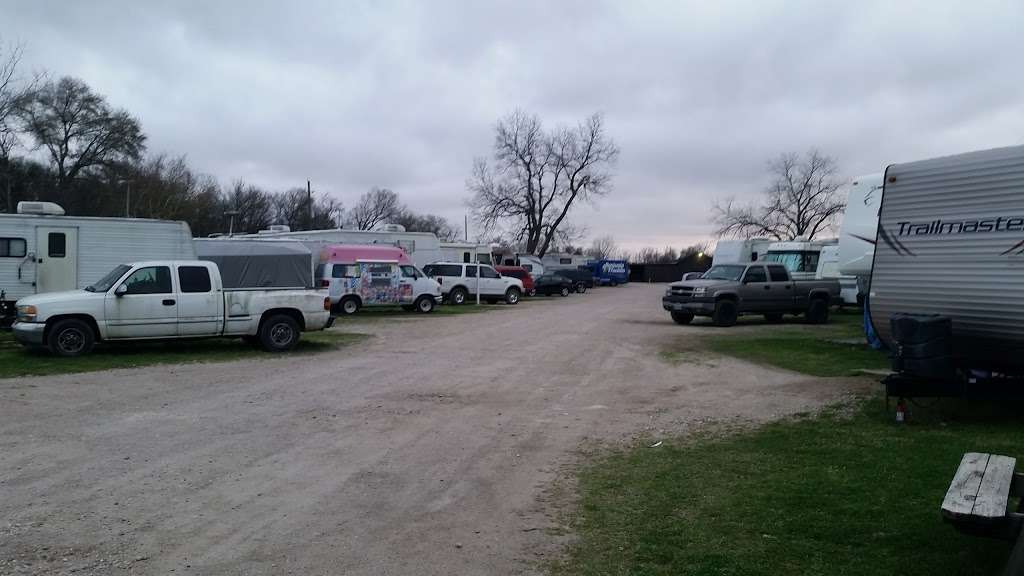 Shiloh RV Park | 5539 Farm to Market Rd 762, Richmond, TX 77469, USA | Phone: (281) 344-2888