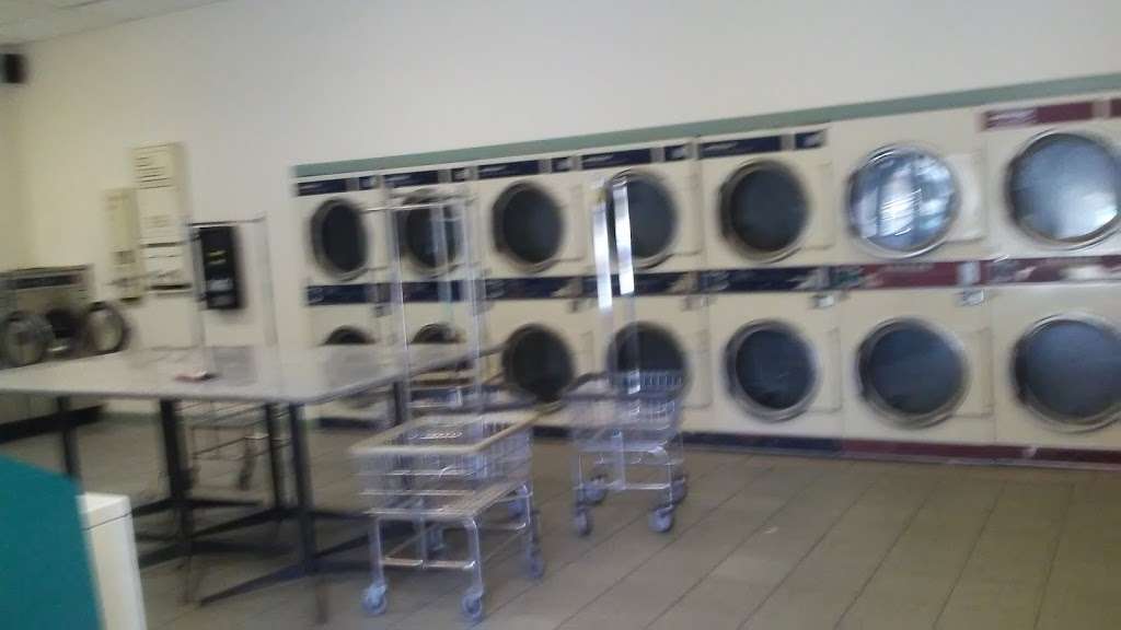 Newhall Laundromat | 24048 Newhall Ave, Newhall, CA 91321