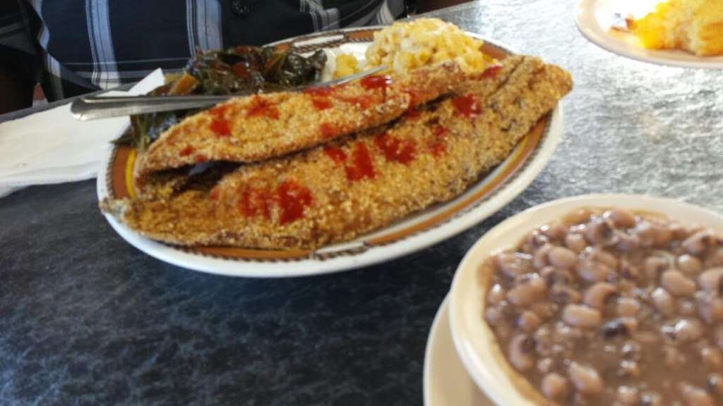 Ms. Bs M & M Soul Food | 801 E Manchester Blvd, Inglewood, CA 90301 | Phone: (310) 412-2800