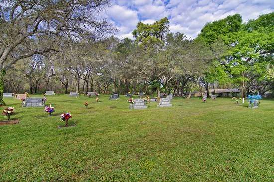 All Faiths Memorial Park | 1390 Park Dr, Casselberry, FL 32707, USA | Phone: (407) 331-1910