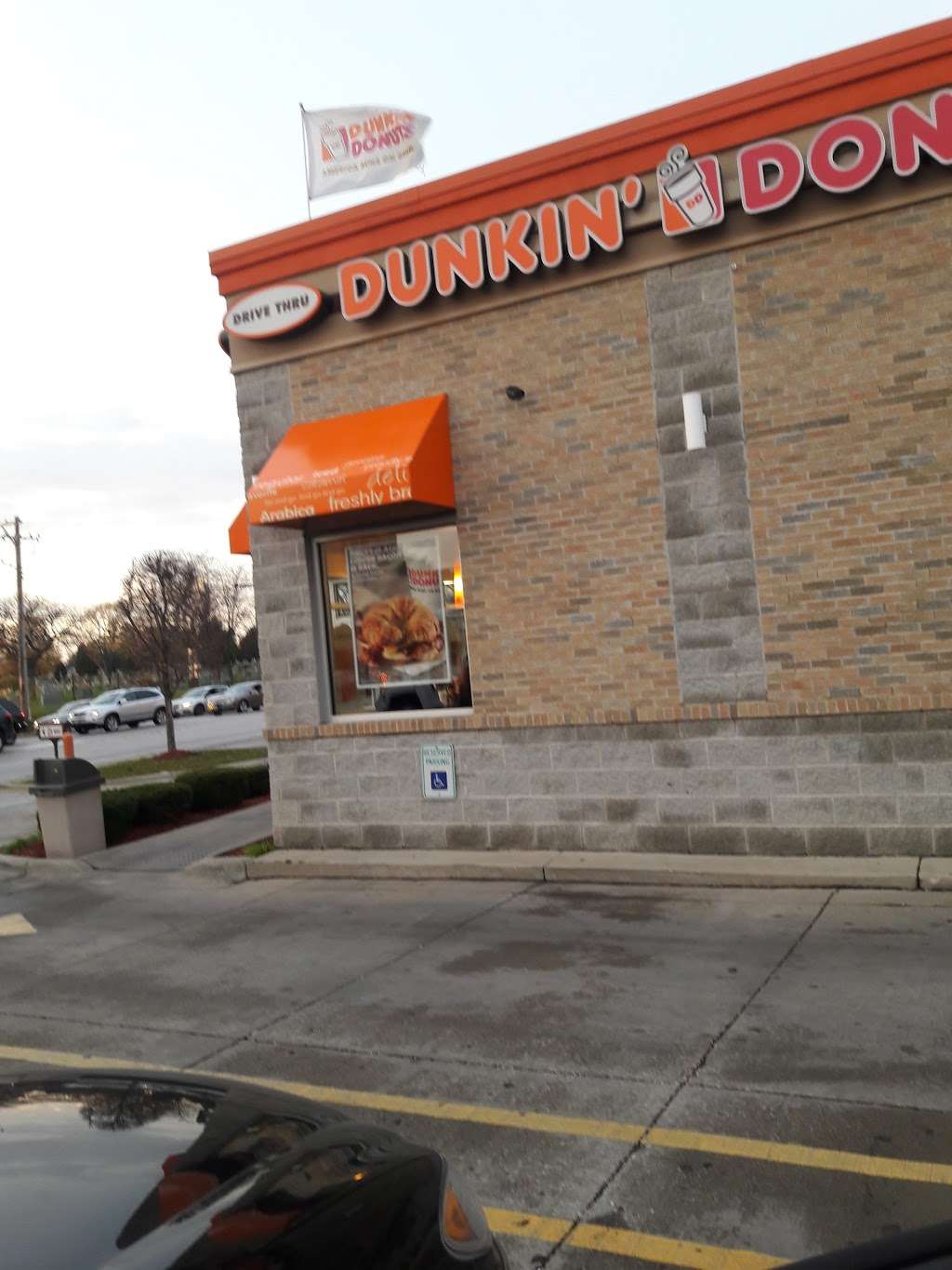 Dunkin Donuts | 335 S Wolf Rd, Hillside, IL 60162, USA | Phone: (708) 236-1227