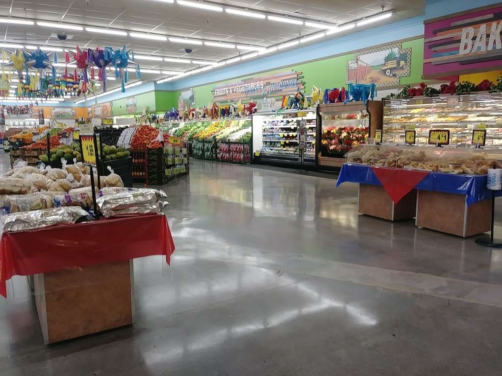 Food City | 1940 W Indian School Rd, Phoenix, AZ 85015, USA | Phone: (602) 222-2500