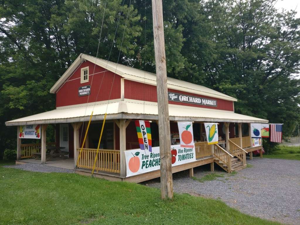 Twin Ridge Orchard Market | 8003 Charles Town Rd, Shenandoah Junction, WV 25442, USA