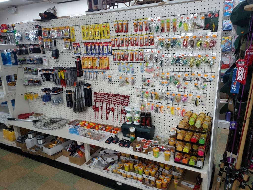 GVL Tackle | 33257 Green Valley Lake Rd, Green Valley Lake, CA 92341, USA | Phone: (760) 574-0733