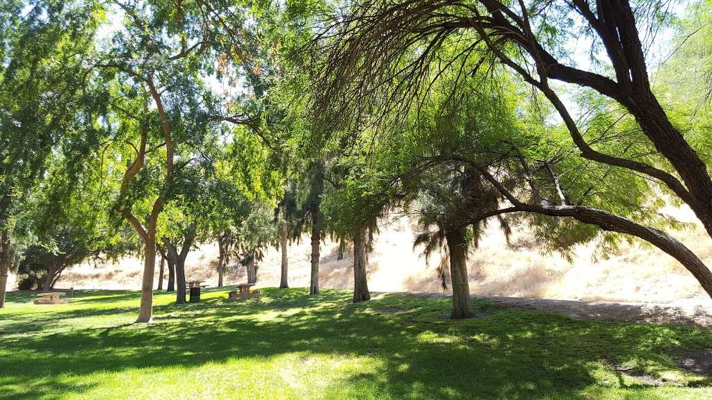 Val Verde Park | 30300 Arlington St, Castaic, CA 91384 | Phone: (661) 257-4014