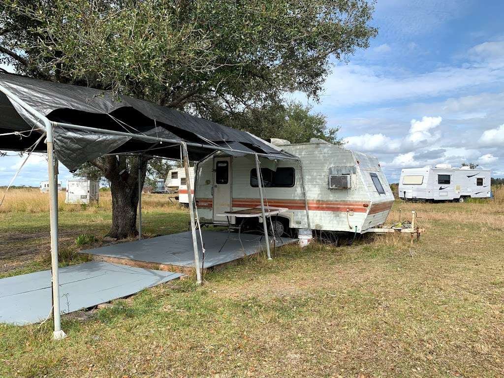 Three Lakes 60 Campsite | Kenansville, FL 34739, USA