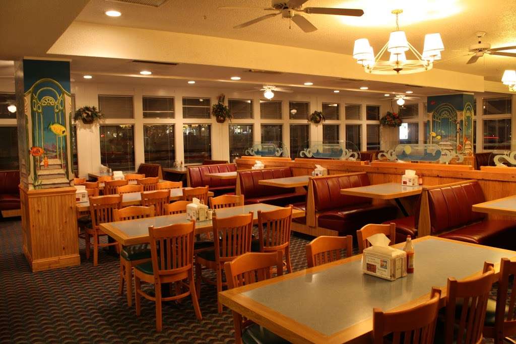 Blue Bay Seafood Restaurant | 2050 Statesville Blvd, Salisbury, NC 28147, USA | Phone: (704) 639-9500