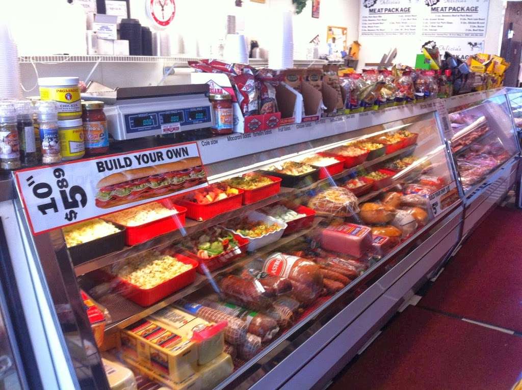 Felicias Meat Market, Deli and Catering | 664 Meacham Rd, Elk Grove Village, IL 60007, USA | Phone: (847) 985-3557