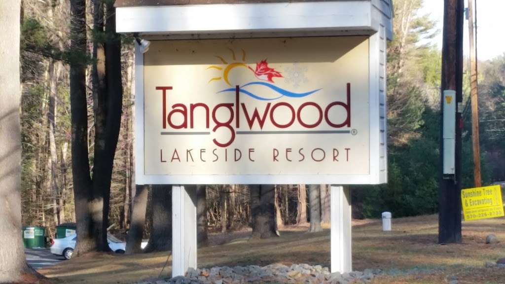 Tanglwood Lakeside Resort | 601 water, View Dr, Greentown, PA 18426, USA
