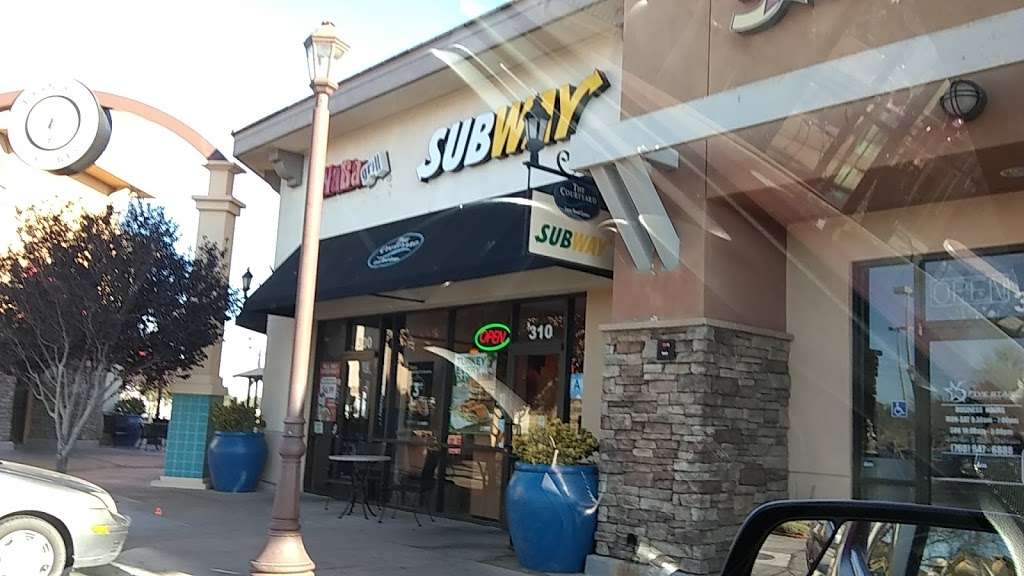 Subway Restaurants | 12721 Main St, Hesperia, CA 92345, USA | Phone: (760) 956-8900