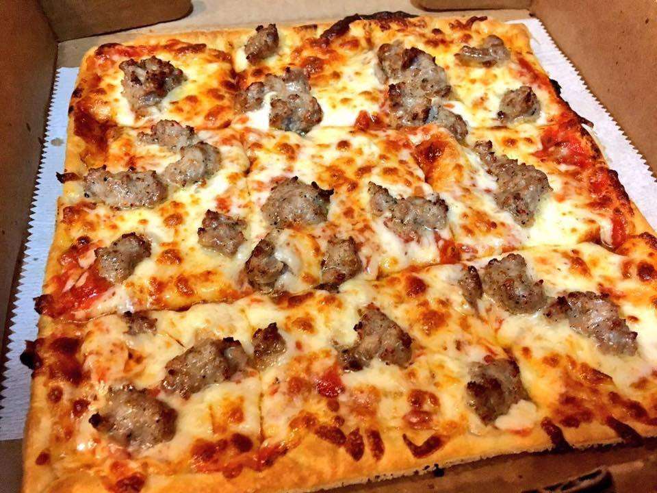 Ledo Pizza | 520 E Ridgeville Blvd, Mt Airy, MD 21771, USA | Phone: (301) 829-9700