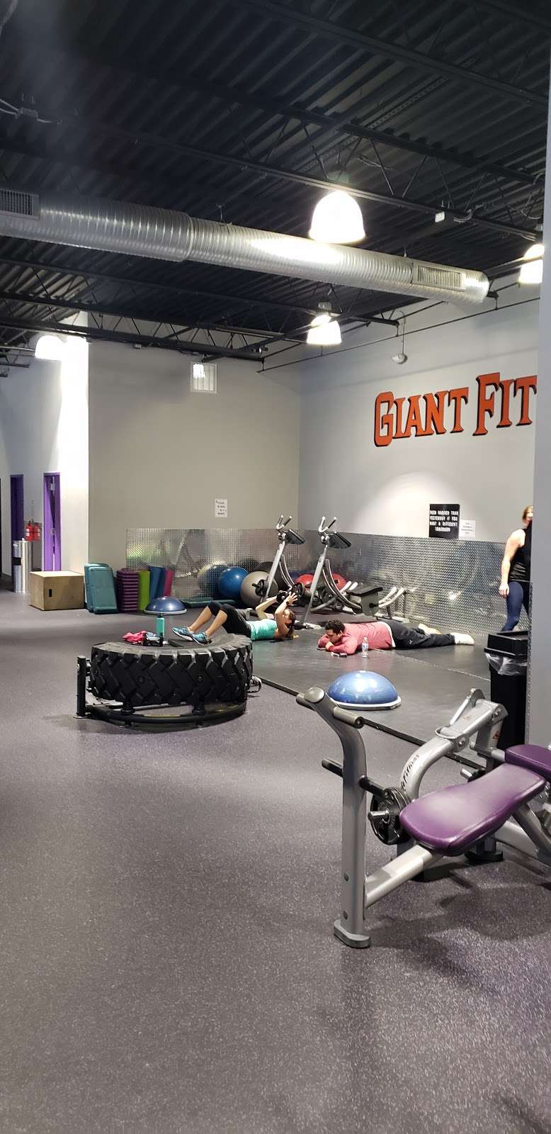 Giant Fitness | 237 S Black Horse Pike, Mt Ephraim, NJ 08059, USA | Phone: (856) 931-0100