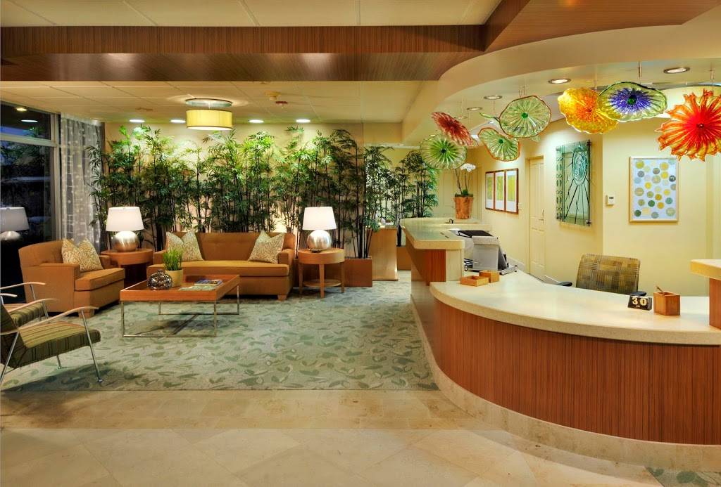 Wesley Palms San Diego Retirement Community | 2404 Loring St, San Diego, CA 92109, USA | Phone: (858) 274-4110