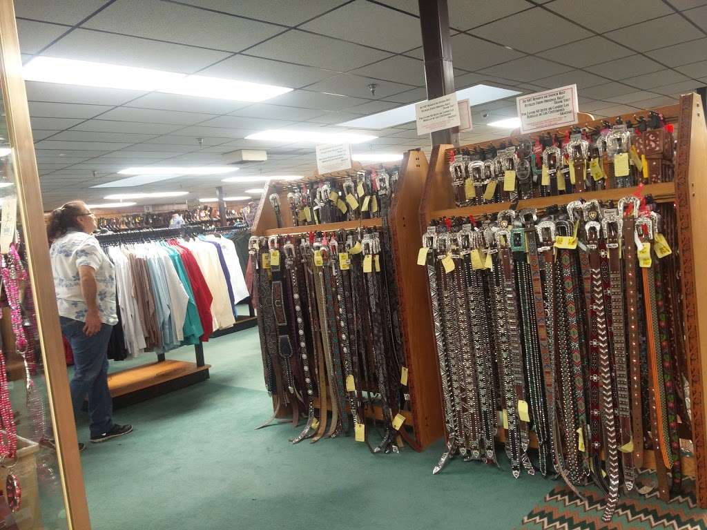 Broken Horn Saddlery | 1022 Leorita St, Baldwin Park, CA 91706, USA | Phone: (626) 337-4088