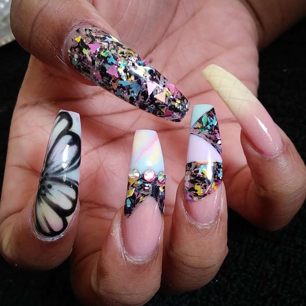 nail salon | 2497 Trafalgar Blvd, Kissimmee, FL 34758