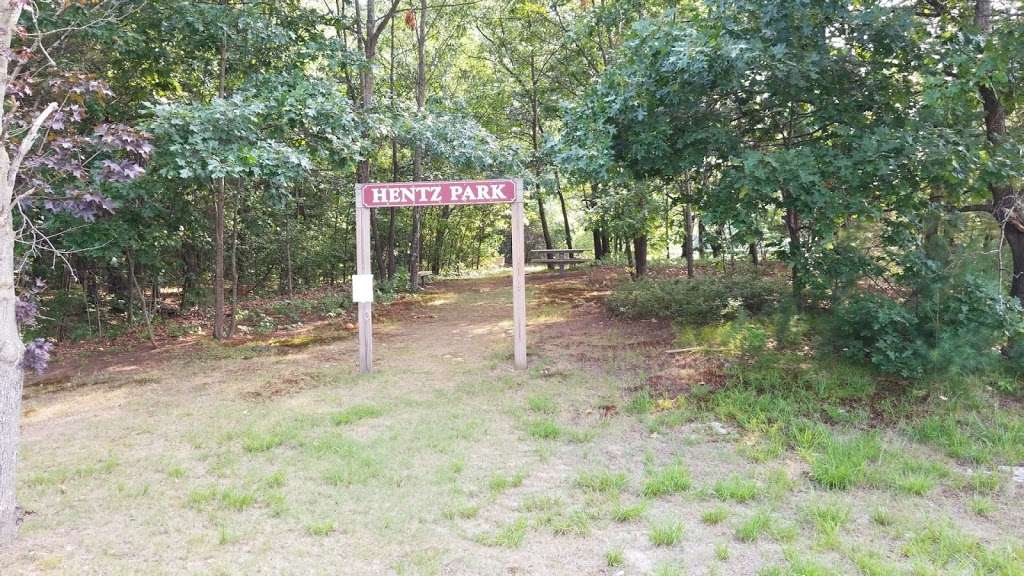 Hentz Park | CHEL-38-117, 1st St, Chelmsford, MA 01824, USA