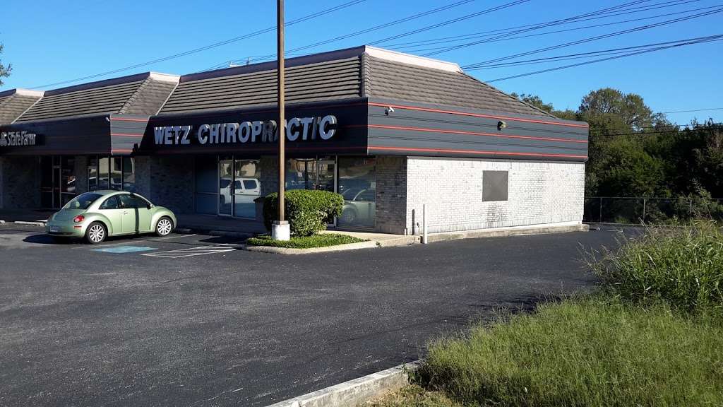 Wetz Chiropractic Clinic | 2300, 1583 Thousand Oaks # 127, San Antonio, TX 78232, USA | Phone: (210) 545-2225