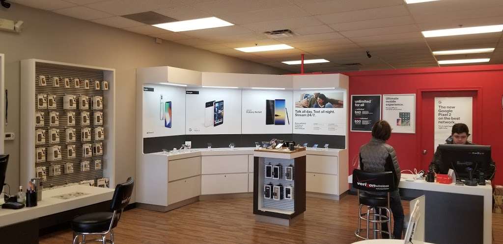 Verizon Authorized Retailer, TCC | 821 Gap Newport Pike, Avondale, PA 19311, USA | Phone: (610) 268-2288