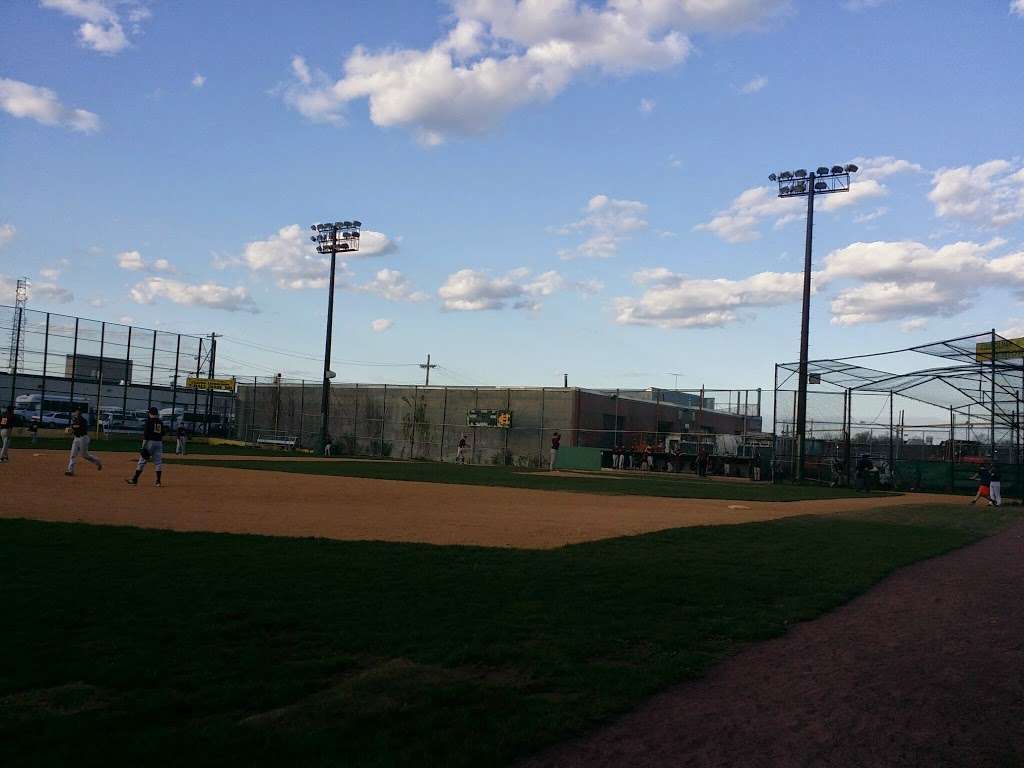 Castle Hill Little League | Zerega Ave &, Gleason Ave, The Bronx, NY 10462, USA | Phone: (212) 639-9675