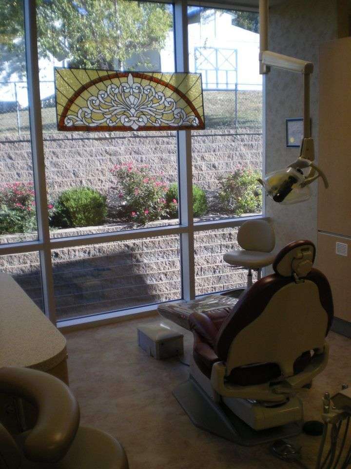 William C. Strutz DDS Practice Limited to Periodontics | 7070 Renner Rd Suite 201, Shawnee, KS 66217 | Phone: (913) 268-0808