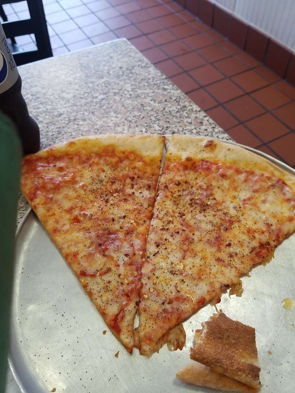 Sarappos Pizza | 304 Bristol Pike, Croydon, PA 19021, USA | Phone: (215) 788-2848