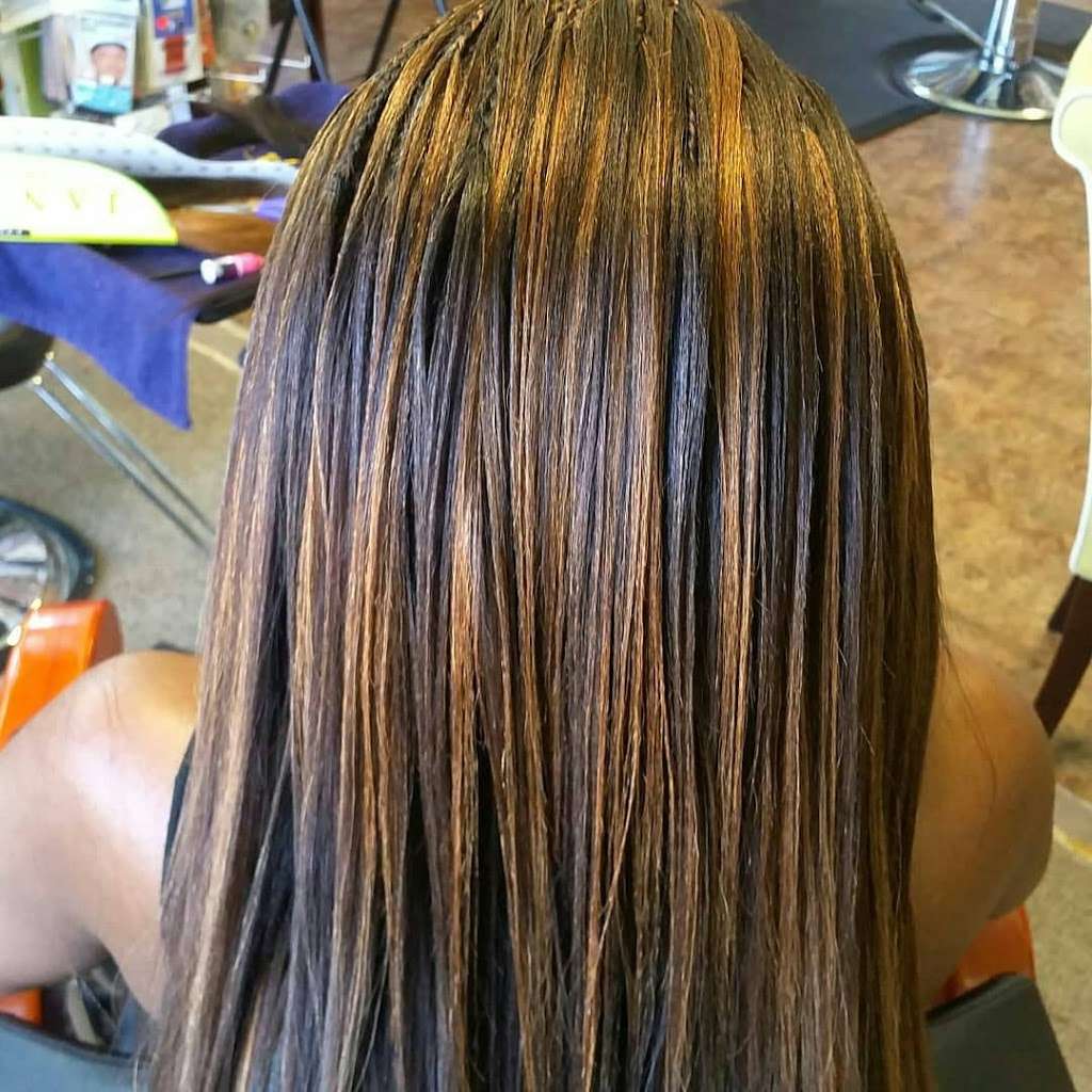 Tola African braiding LLC | 2000 N Forest Park Ave, Baltimore, MD 21207, USA | Phone: (667) 218-9568