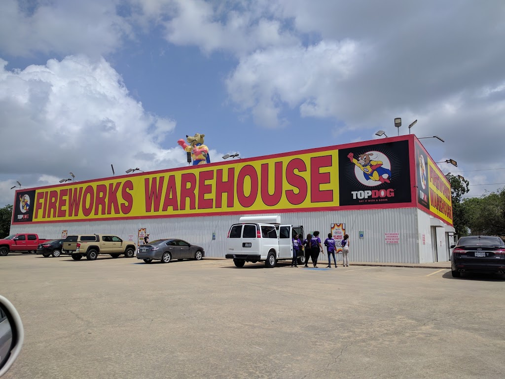 TopDog Fireworks/Halloween Madness | 20432 Northwest Fwy, Houston, TX 77065, USA | Phone: (713) 453-1616