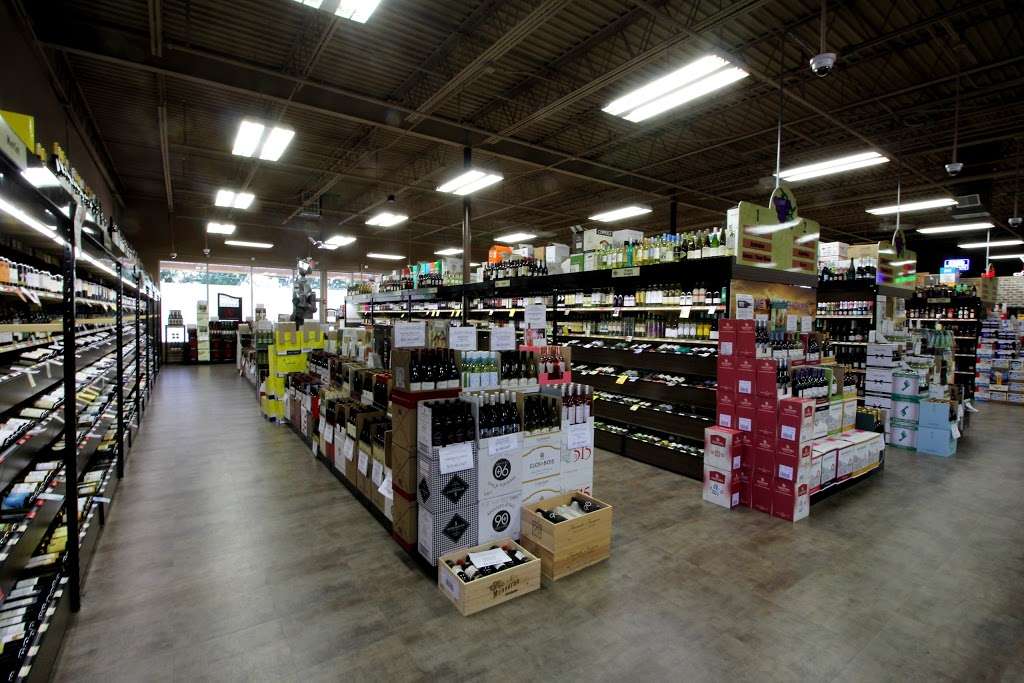 Wine Warehouse of Gloucester Twp | 1460 Blackwood Clementon Rd, Clementon, NJ 08021, USA | Phone: (856) 481-4499