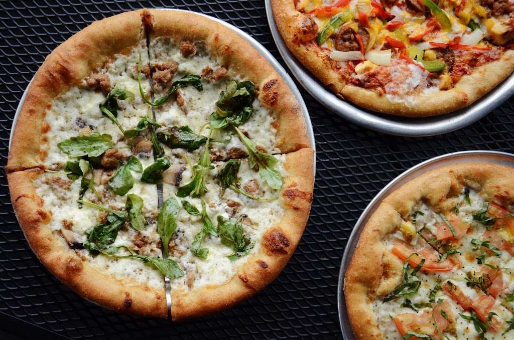 Pizza Peel & Tap Room | 110 Matthews Station St #1A, Matthews, NC 28105 | Phone: (704) 814-0231