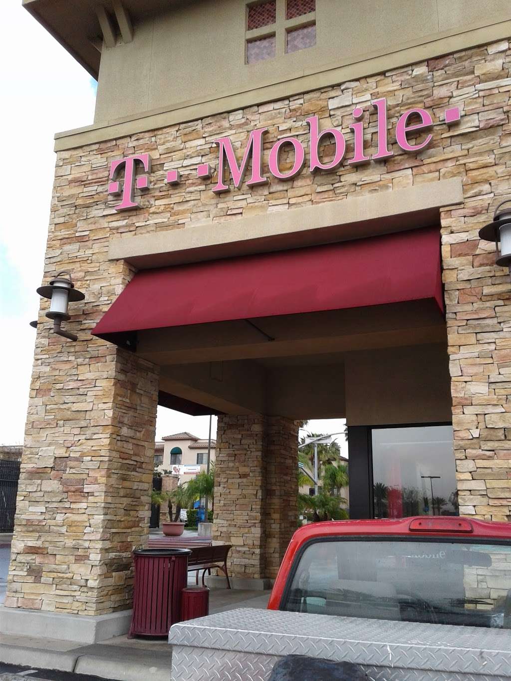 T-Mobile | 751 Center Dr, San Marcos, CA 92069, USA | Phone: (760) 480-0450