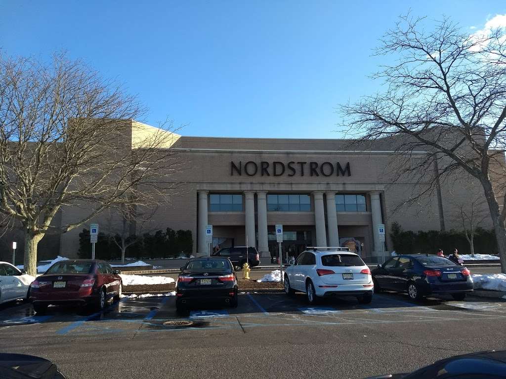 Nordstrom Freehold Raceway Mall | 3710 US Highway 9, Freehold, NJ 07728, USA | Phone: (732) 308-1117