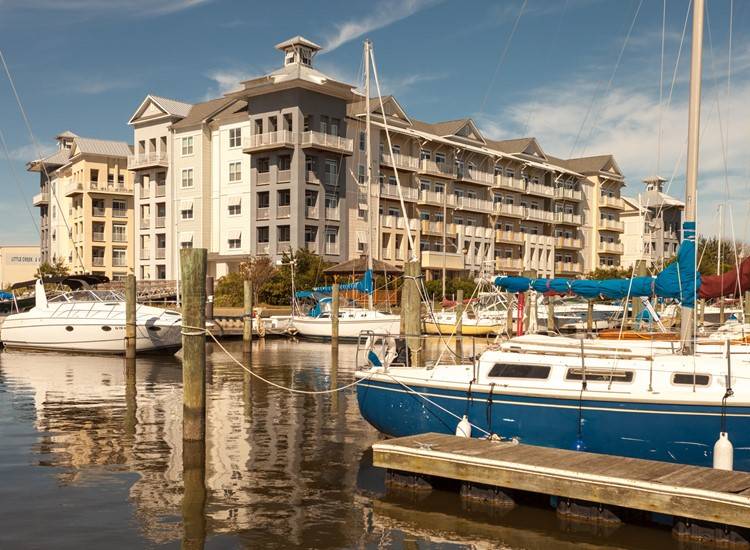 East Beach Marina Apartments | 4921 Pretty Lake Ave, Norfolk, VA 23518, USA | Phone: (757) 793-2612