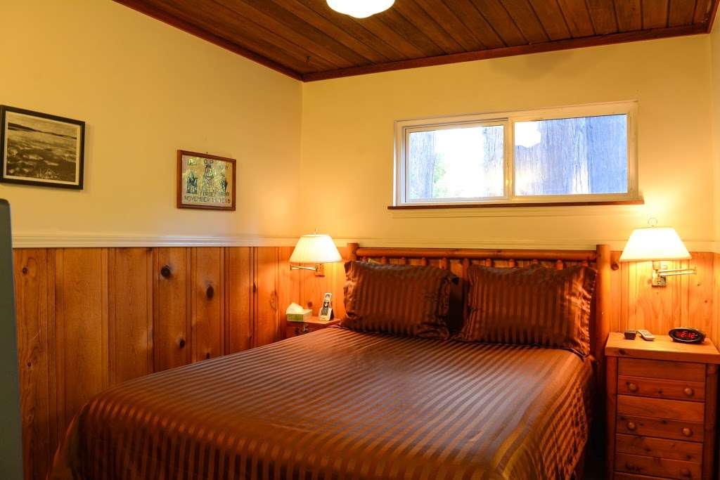 Creekside Inn & Resort | 16180 Neeley Rd, Guerneville, CA 95446, USA | Phone: (707) 869-3623