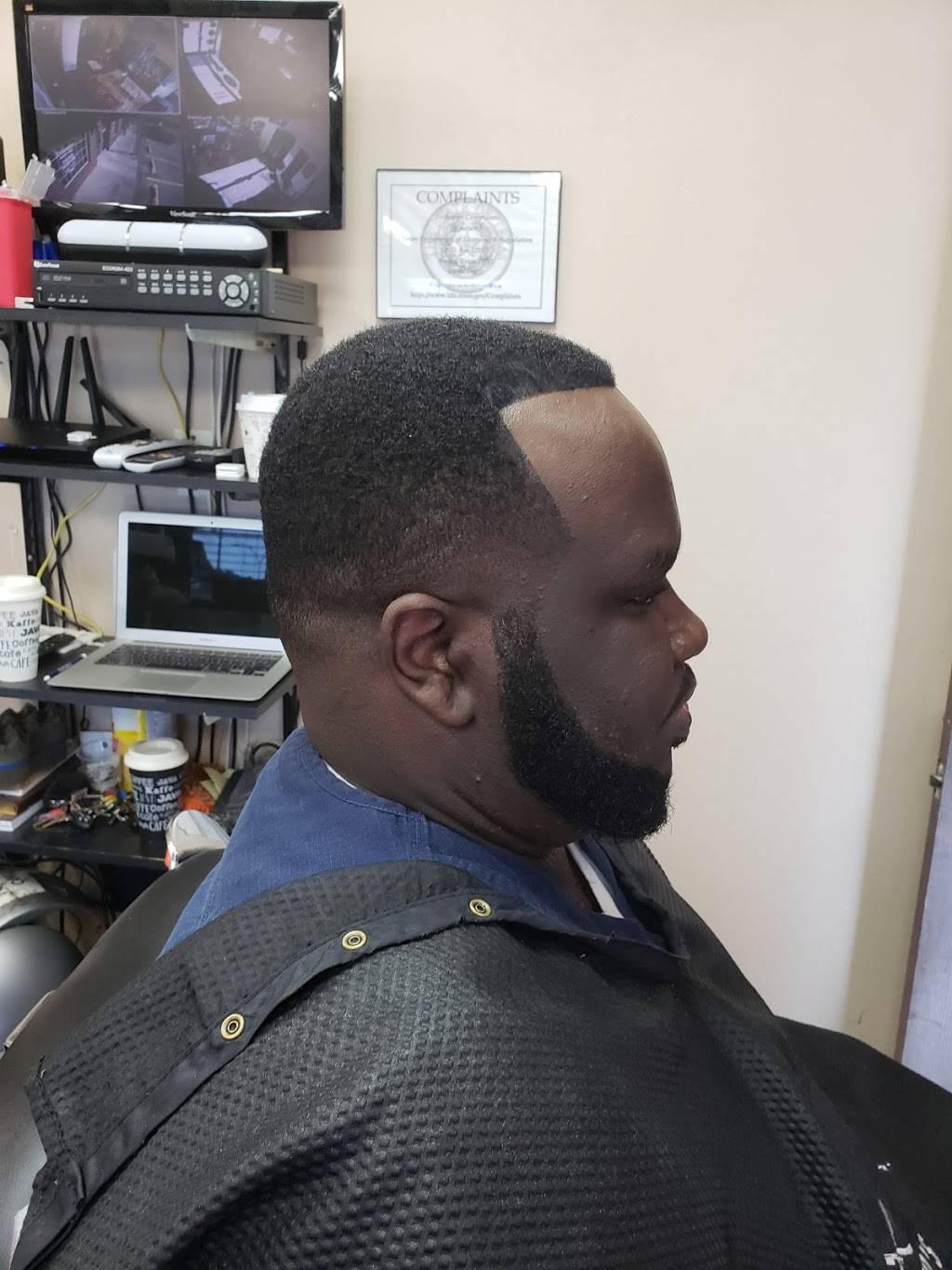 Enhancers Barber & Beauty | 1900 W Arbrook Blvd, Arlington, TX 76015 | Phone: (682) 561-9736