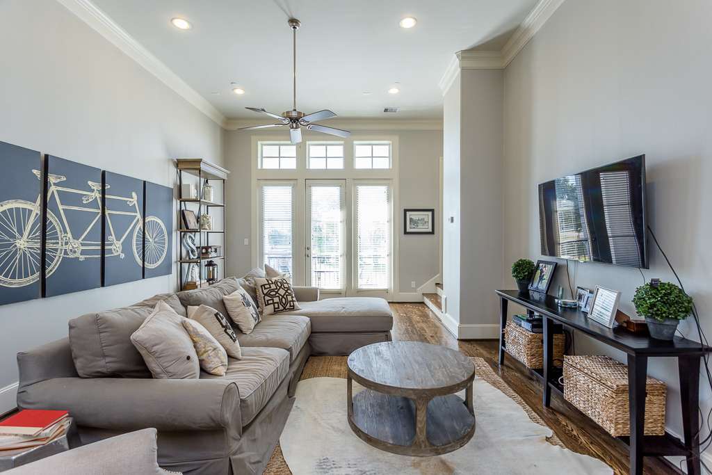 Attractive Listing | 2700 Post Oak Blvd, Houston, TX 77056, USA | Phone: (281) 222-1914