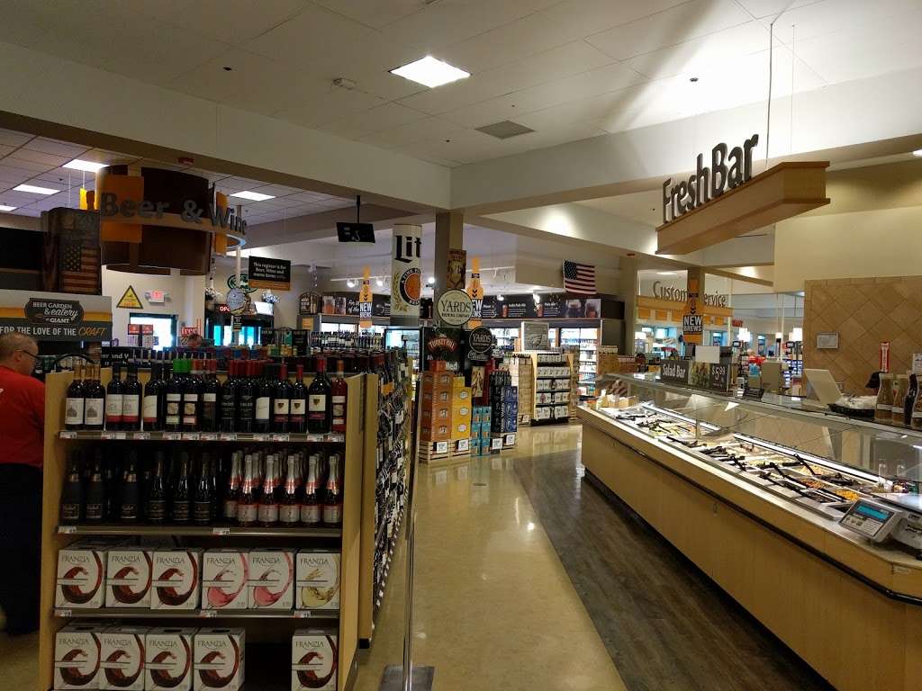 GIANT Food Stores | 550 E Lancaster Ave, St Davids, PA 19087, USA | Phone: (610) 989-0781