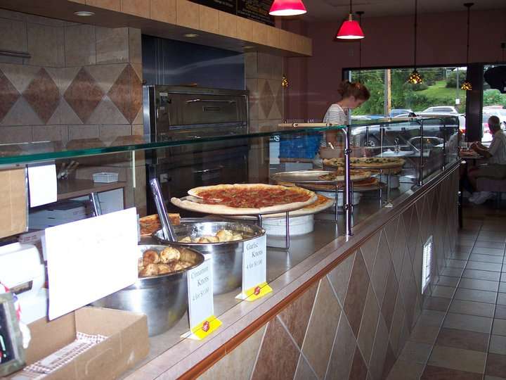 Antonios Pizzeria & Restaurant | 600 Hunter Hwy # 3, Tunkhannock, PA 18657, USA | Phone: (570) 836-3663